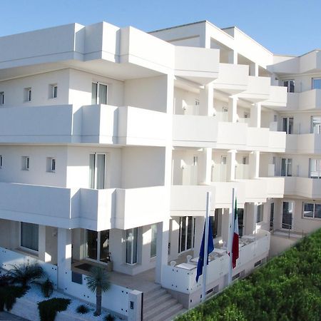 Quihotel Порто Чезарео Екстериор снимка
