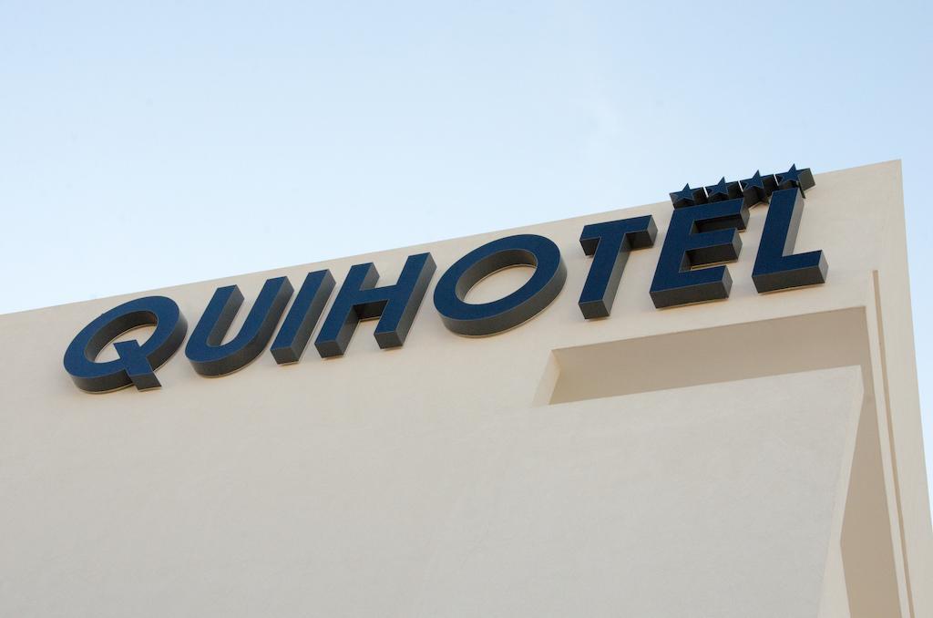 Quihotel Порто Чезарео Екстериор снимка